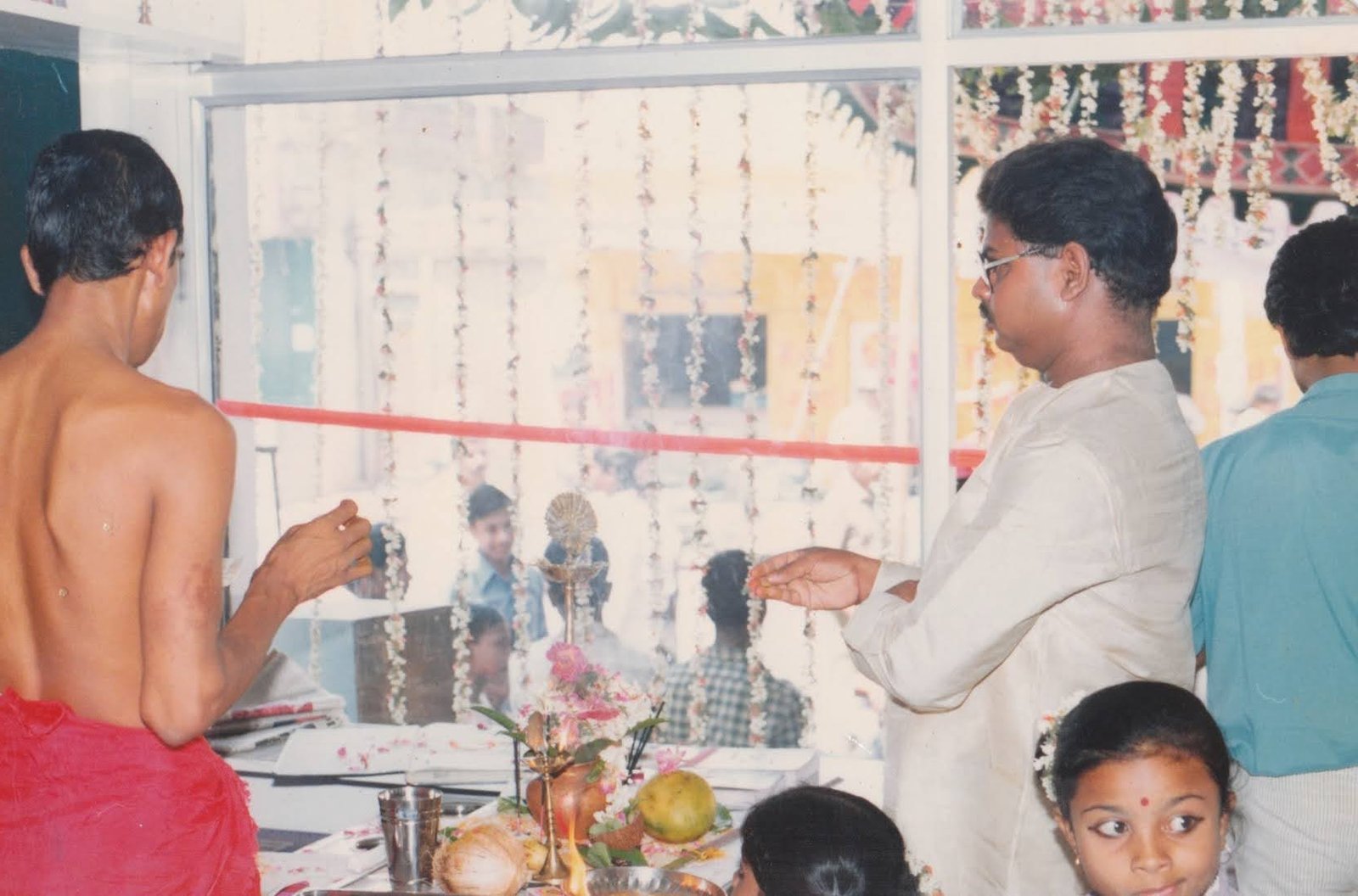 1988 - Pooja ritual ceremony