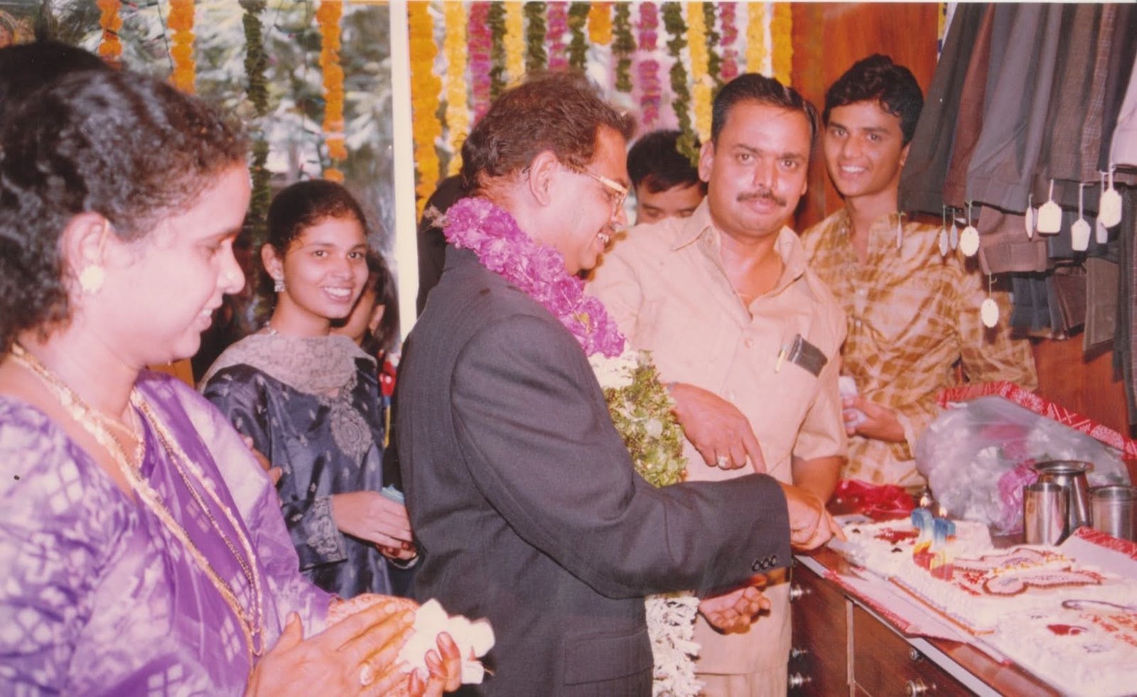 2001 - Anniversary cake cutting